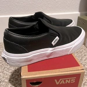 VANS- Women’s Classic Slip On Shoes
